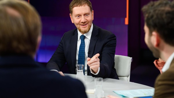 Illner: Grünen-Chef Banaszak zur Koalitionskrise – „Sind keine Lückenfüller“