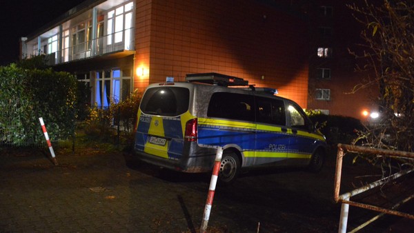 Dramatischer Polizeieinsatz: Sohn verletzt Eltern schwer