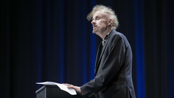 T.C. Boyle und Ben Becker in Hamburg: Wer gibt dafür 65 Euro aus?