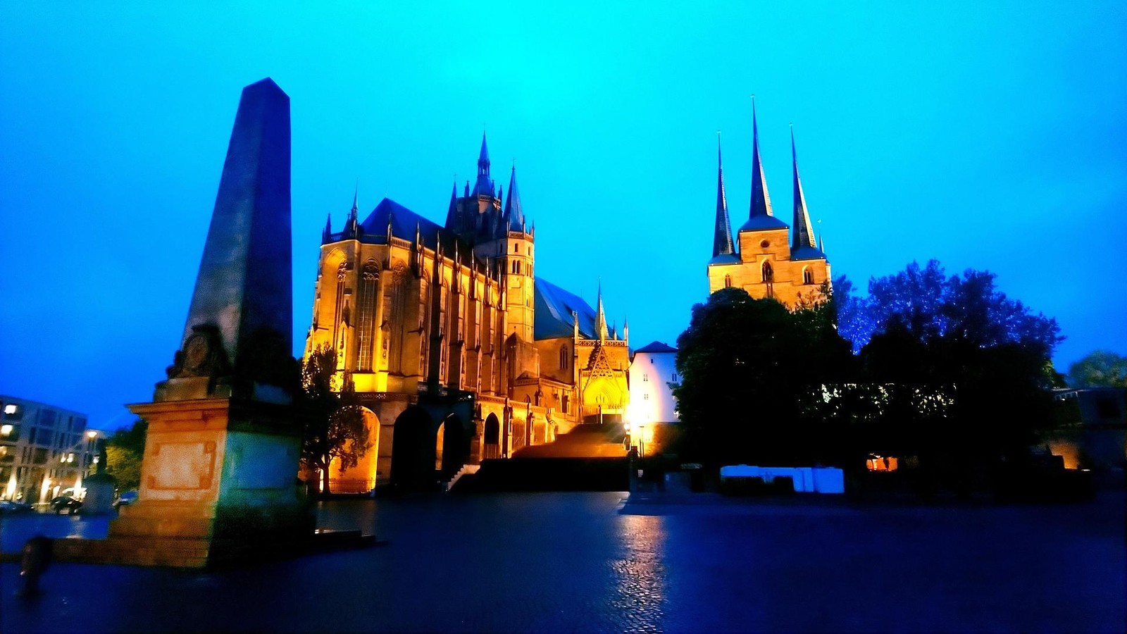 Livestream-Weihnachtshochamt-im-Erfurter-Dom