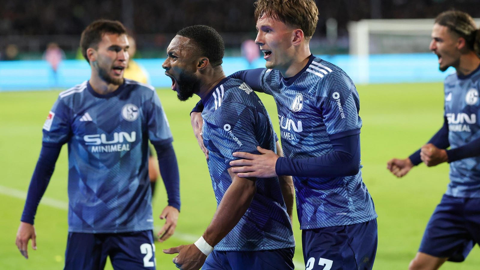 Vor-Schalke-Highlight-Polizei-M-nster-spricht-von-Rot-Spiel-