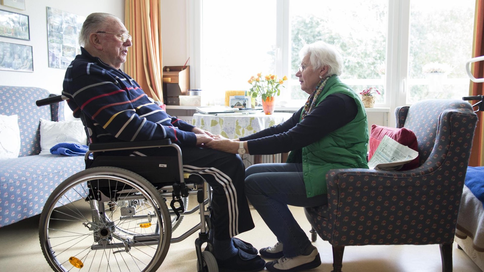 Wie-finde-ich-das-richtige-Pflegeheim-f-r-meine-Eltern-Experten-geben-Tipps