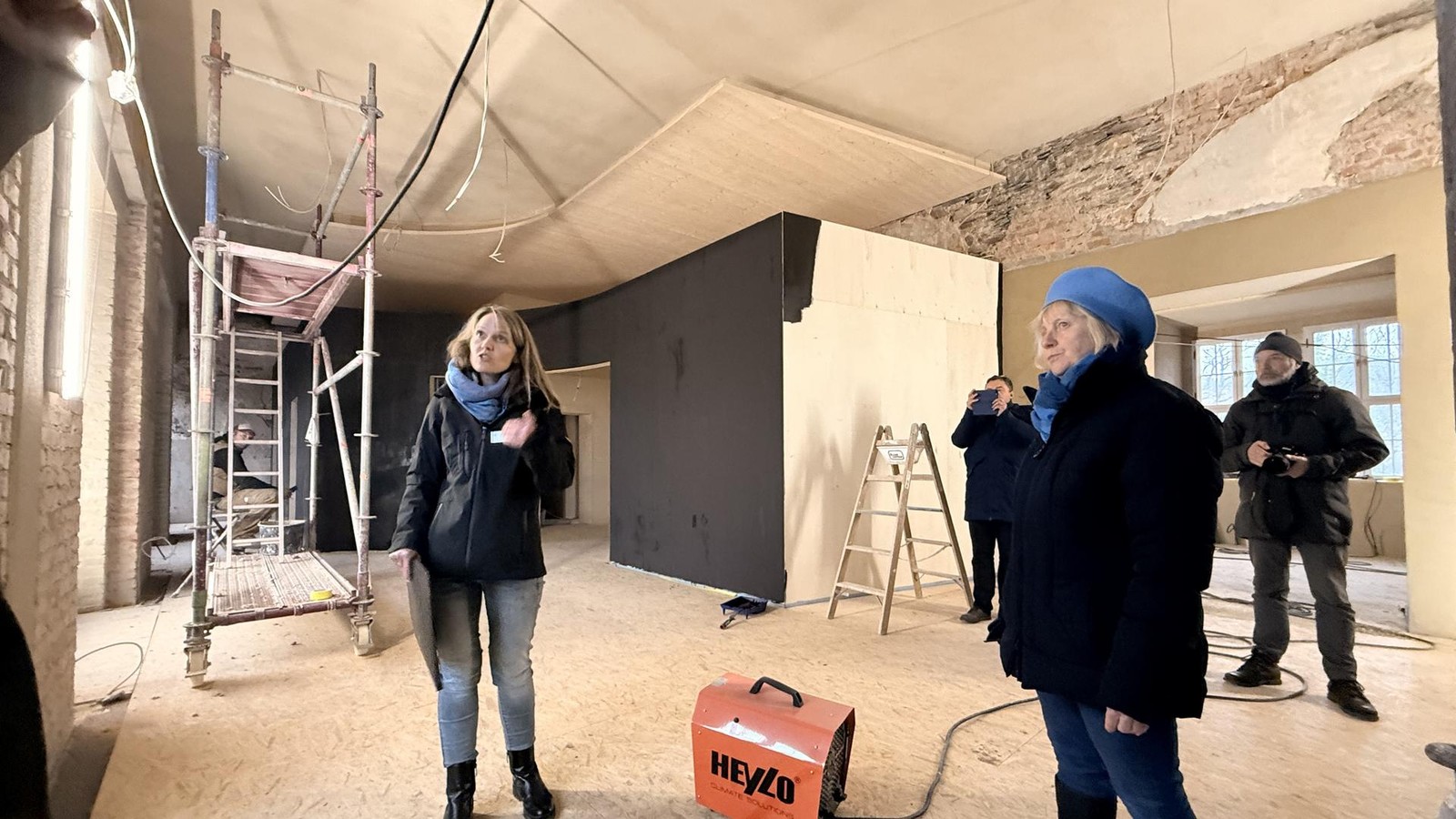 Das-Geheimnis-des-schwarzen-Tresens-in-Schloss-westlich-von-Rudolstadt