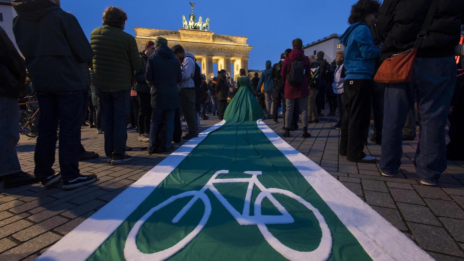 Peinlich-Womit-Hauptst-dter-au-erhalb-Berlins-sofort-auffallen