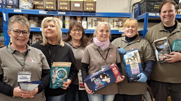 „Wir brauchen dringend Futter“: Tiertafel-Team in Salzgitter macht sich Sorgen