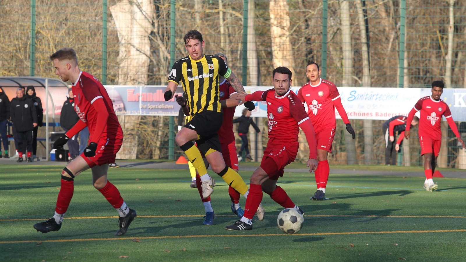 Brutal-effizient-und-kaltschn-uzig-Clevere-Weidaer-demontieren-beim-5-1-den-FC-Saalfeld