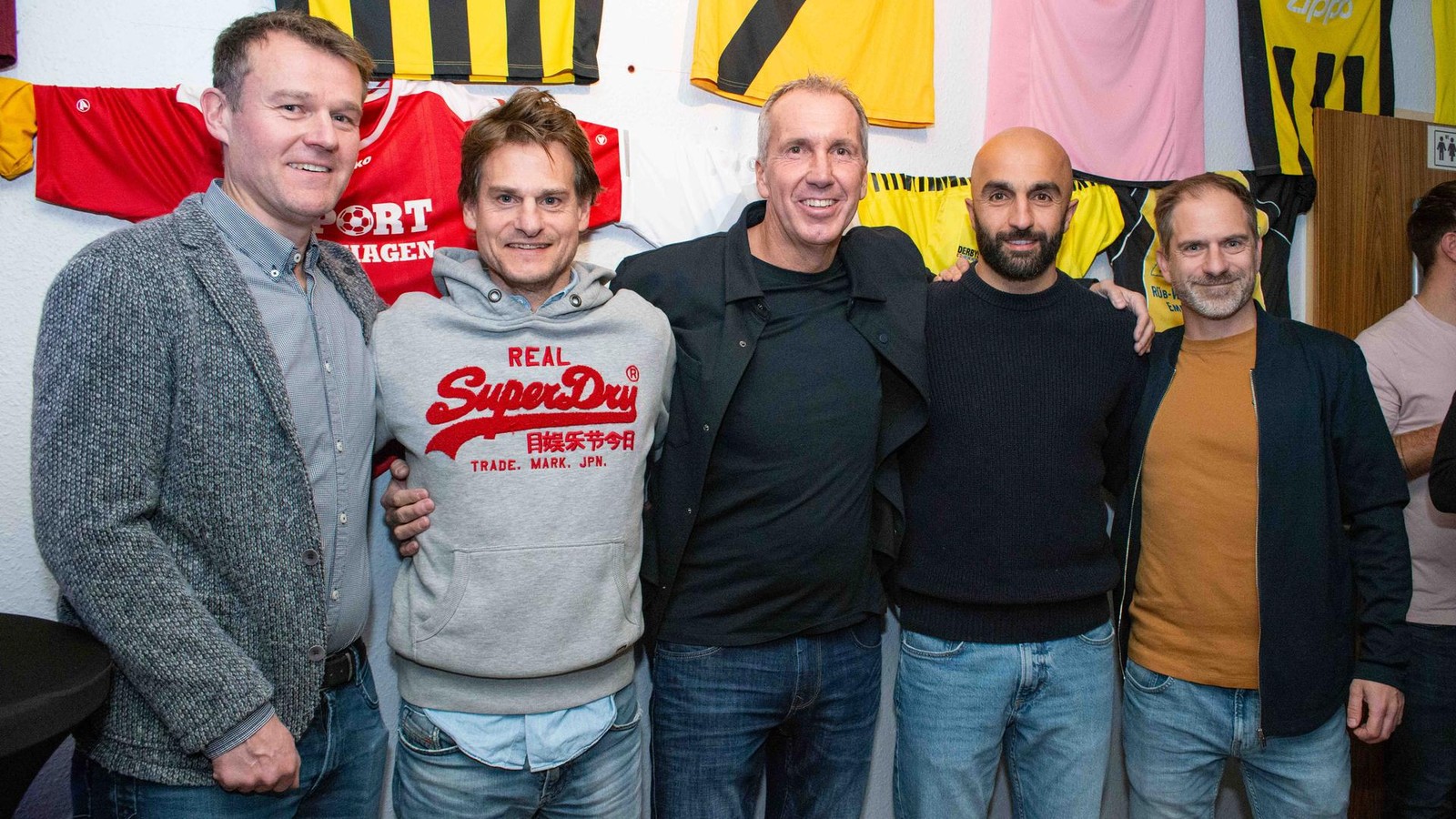 Legenden-Party-in-Praest-Roland-Kock-begr-t-Akteure-aus-ber-zwei-Jahrzehnten