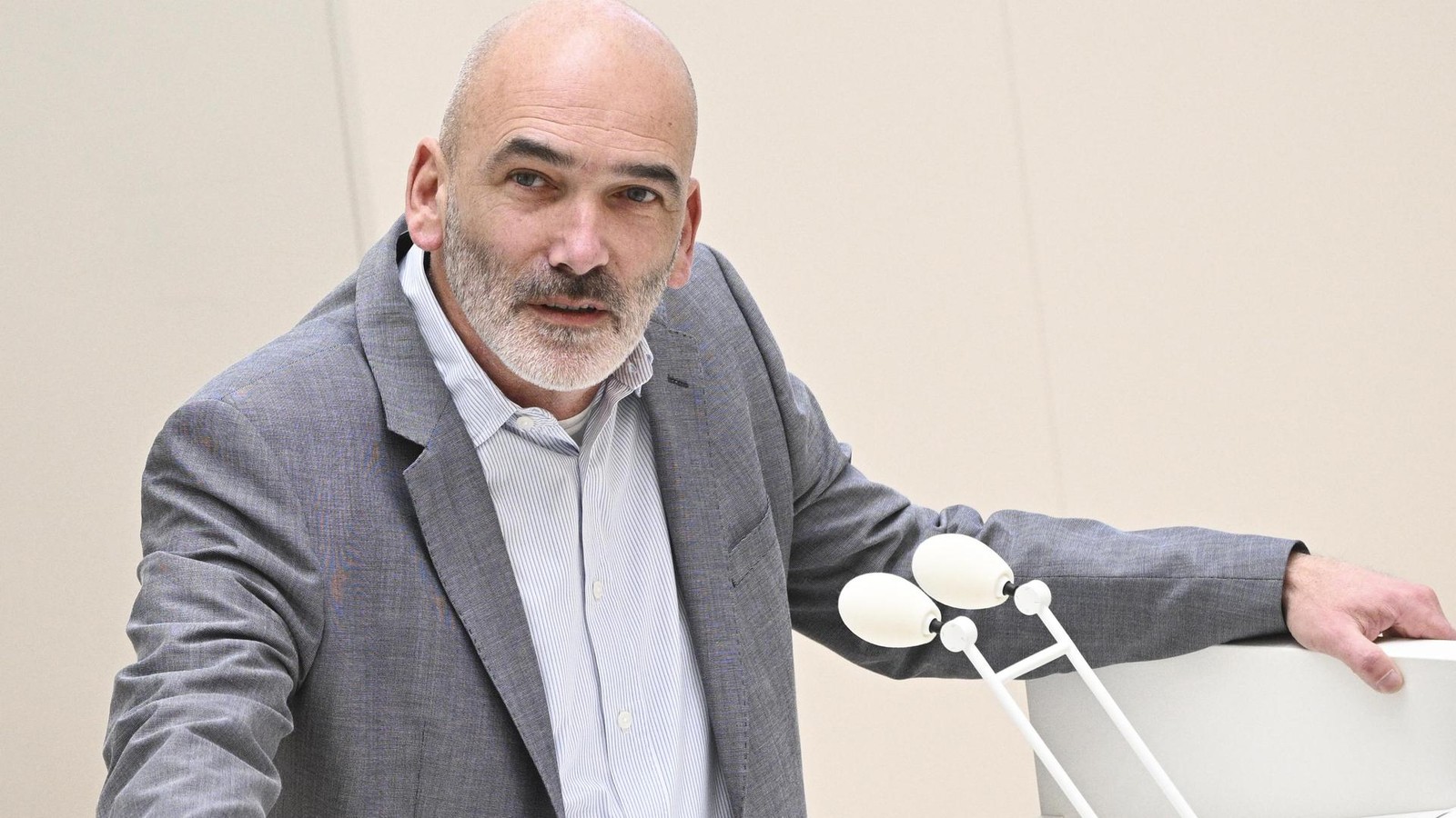 Nach-NS-Beitrag-Brandenburger-BSW-Fraktionsvize-Dorst-tritt-zur-ck