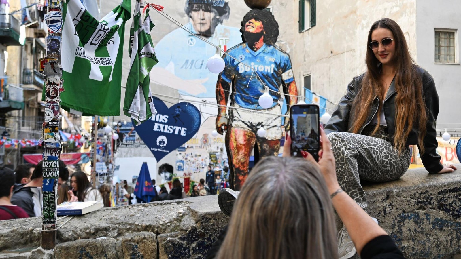 -rger-ber-Tourismusboom-in-Neapel-Unsere-Stadt-wird-versteigert-