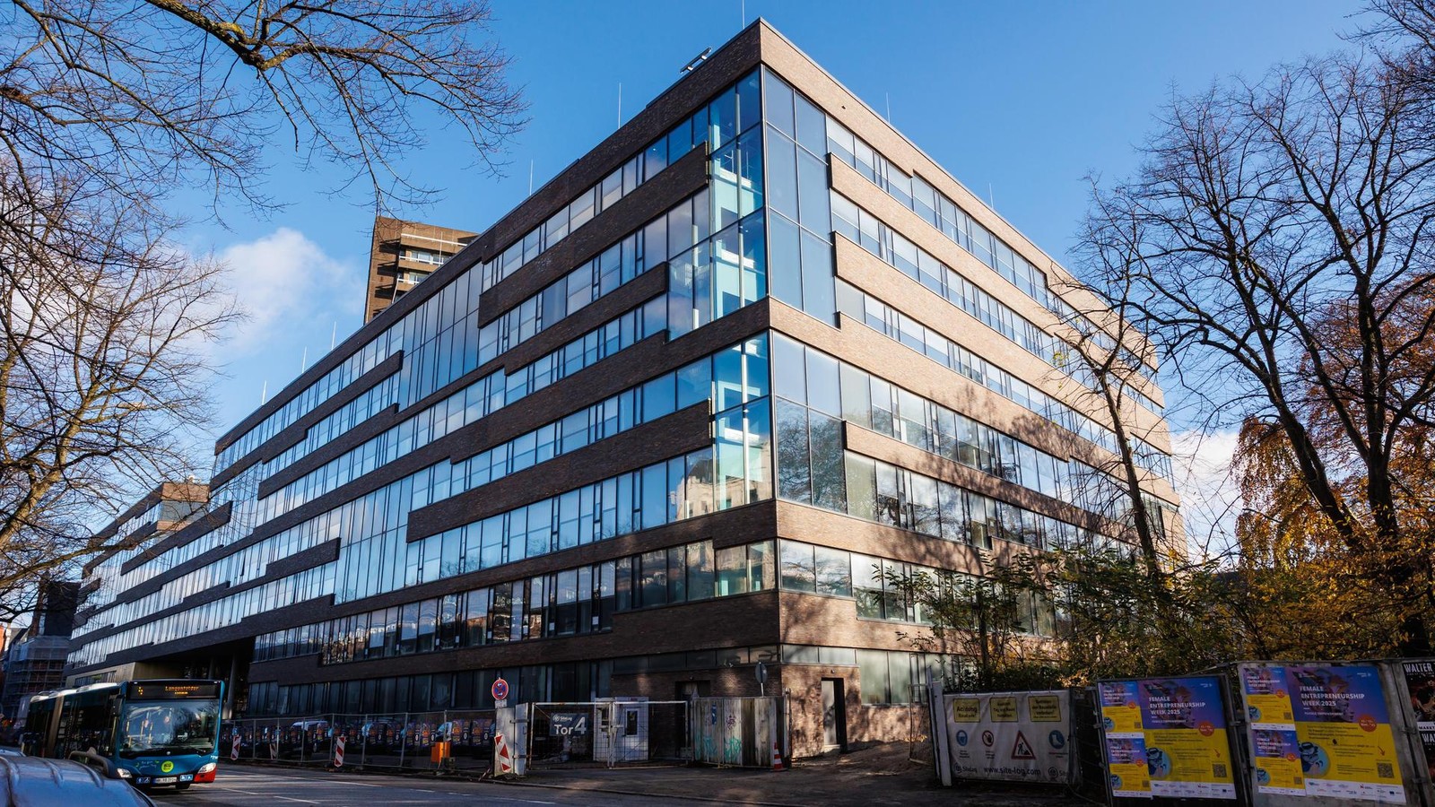 Milliardenkosten-Hamburgs-Bauprojekte-verteuern-und-versp-ten-sich-immer-mehr