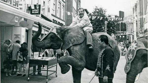 „Schlagzeilen“: Bergedorfer Skandale im Visier der Zeitung