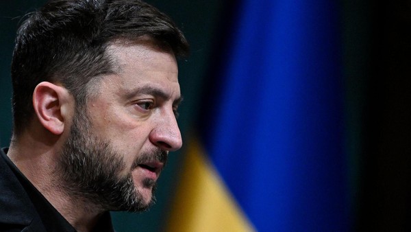 Ukraine im Kriegswinter: Hadern mit US-Plan, während Russland angreift