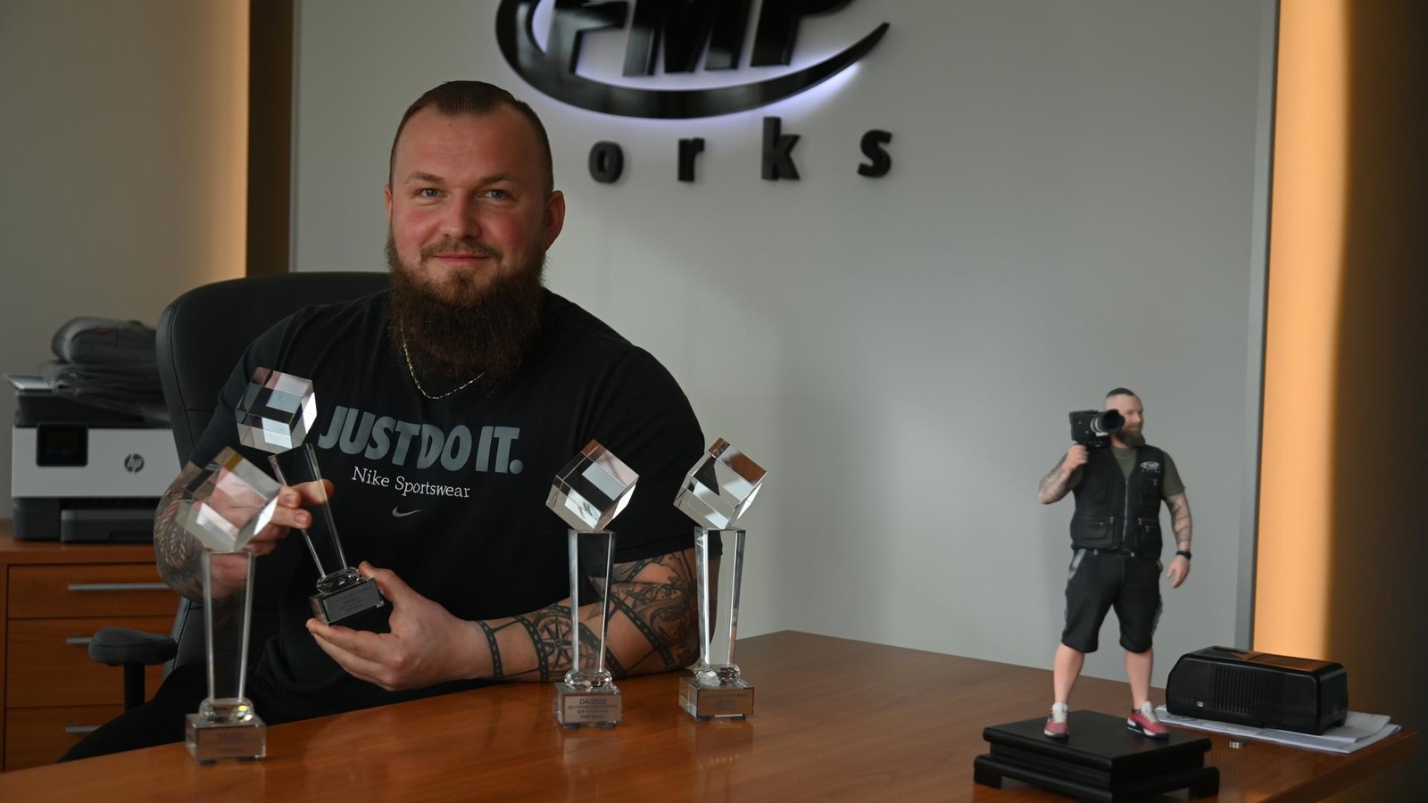 Filmproduzent-aus-Saale-Orla-Kreis-holt-Deutschen-Agenturpreis-mit-Video-ber-Rudolst-dter-Firma