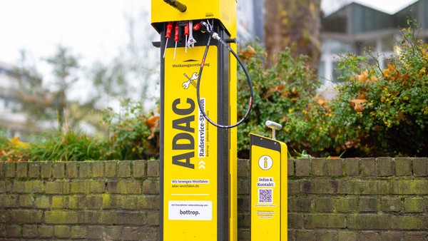 Reparaturen im Freien: Neue Radservicestationen in Bottrop