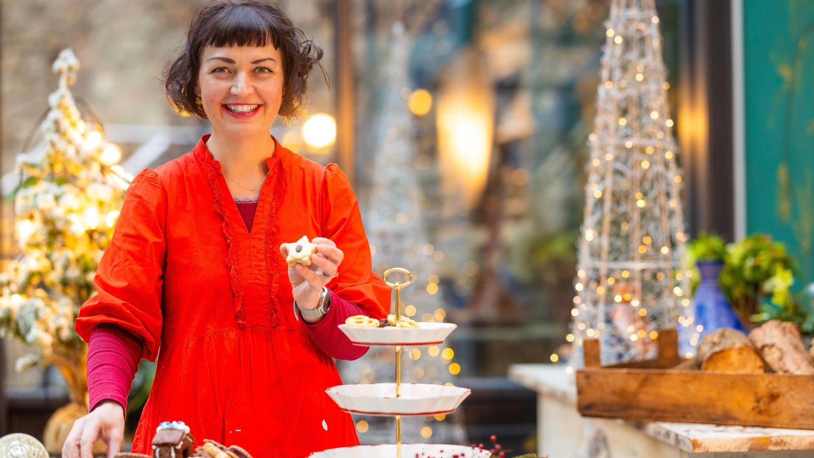 Gilmore-Girls-bei-Greiz-Wie-Th-ringens-TV-Patissi-re-ein-Weihnachts-Stars-Hollow-erschafft