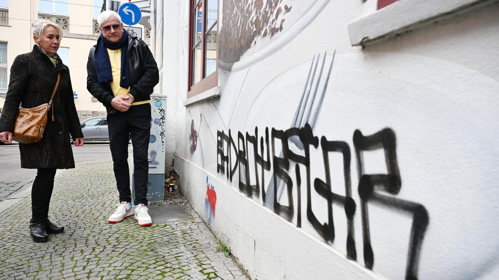 Sprayer-besch-digen-sein-Haus-dann-legt-sich-ein-Erfurter-auf-die-Lauer