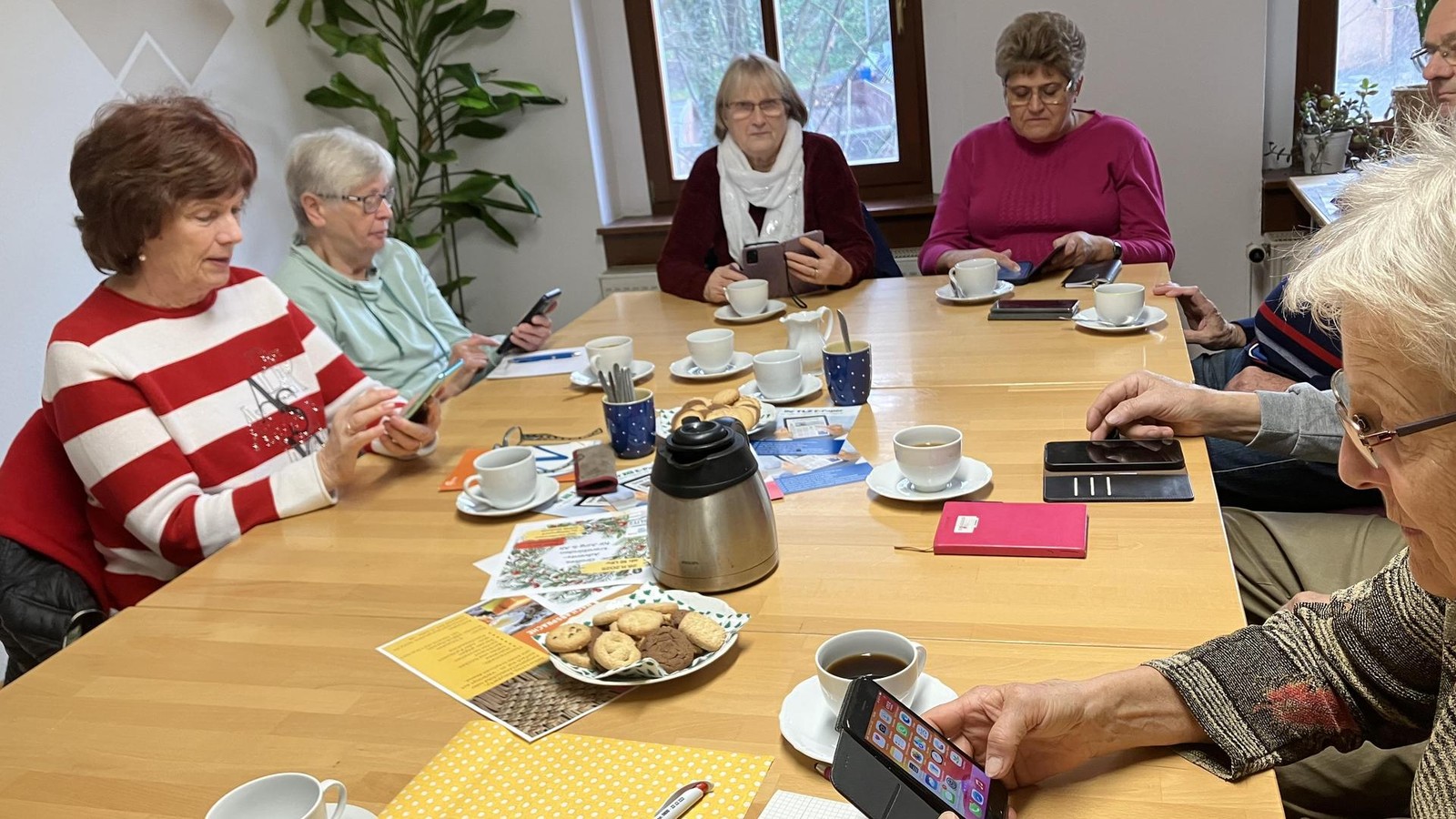 Wegen-hoher-Nachfrage-Mediencaf-im-Saale-Holzland-w-chst-weiter