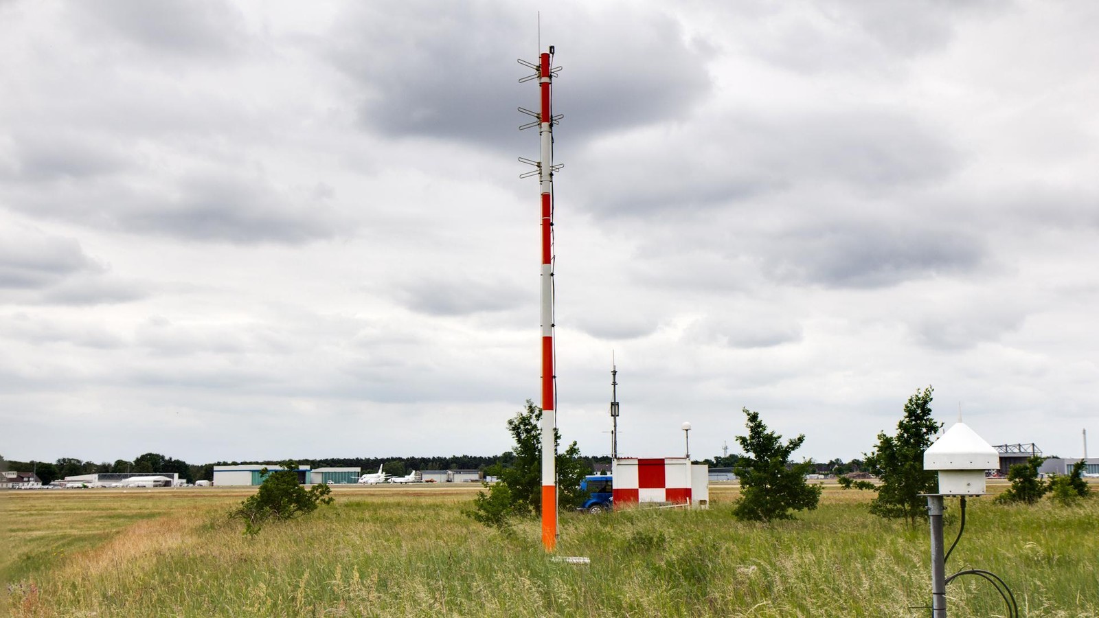 Flugversuche-finden-am-Flughafen-Braunschweig-Wolfsburg-statt