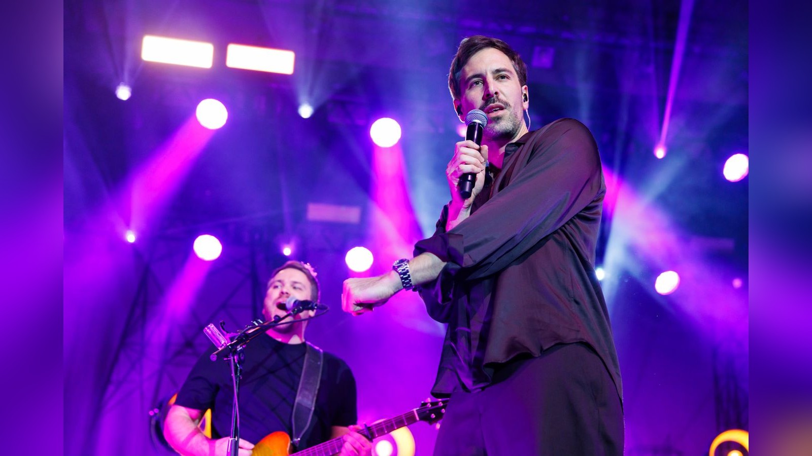 Max-Giesinger-Die-Geschichte-hinter-seinem-traurigsten-Lied