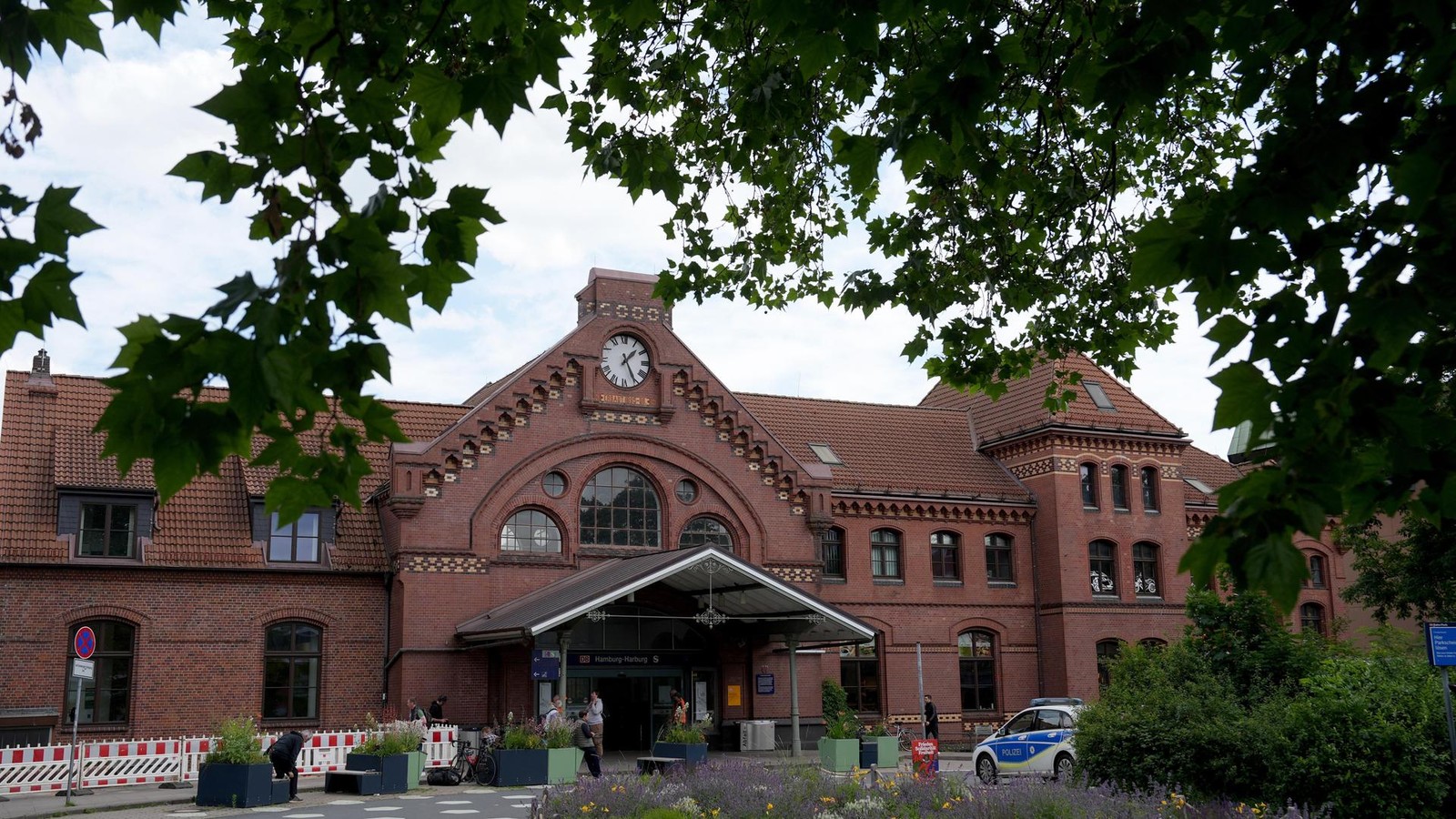 Immer-wieder-Bahnhof-Harburg-Was-hier-2025-schon-alles-geschah