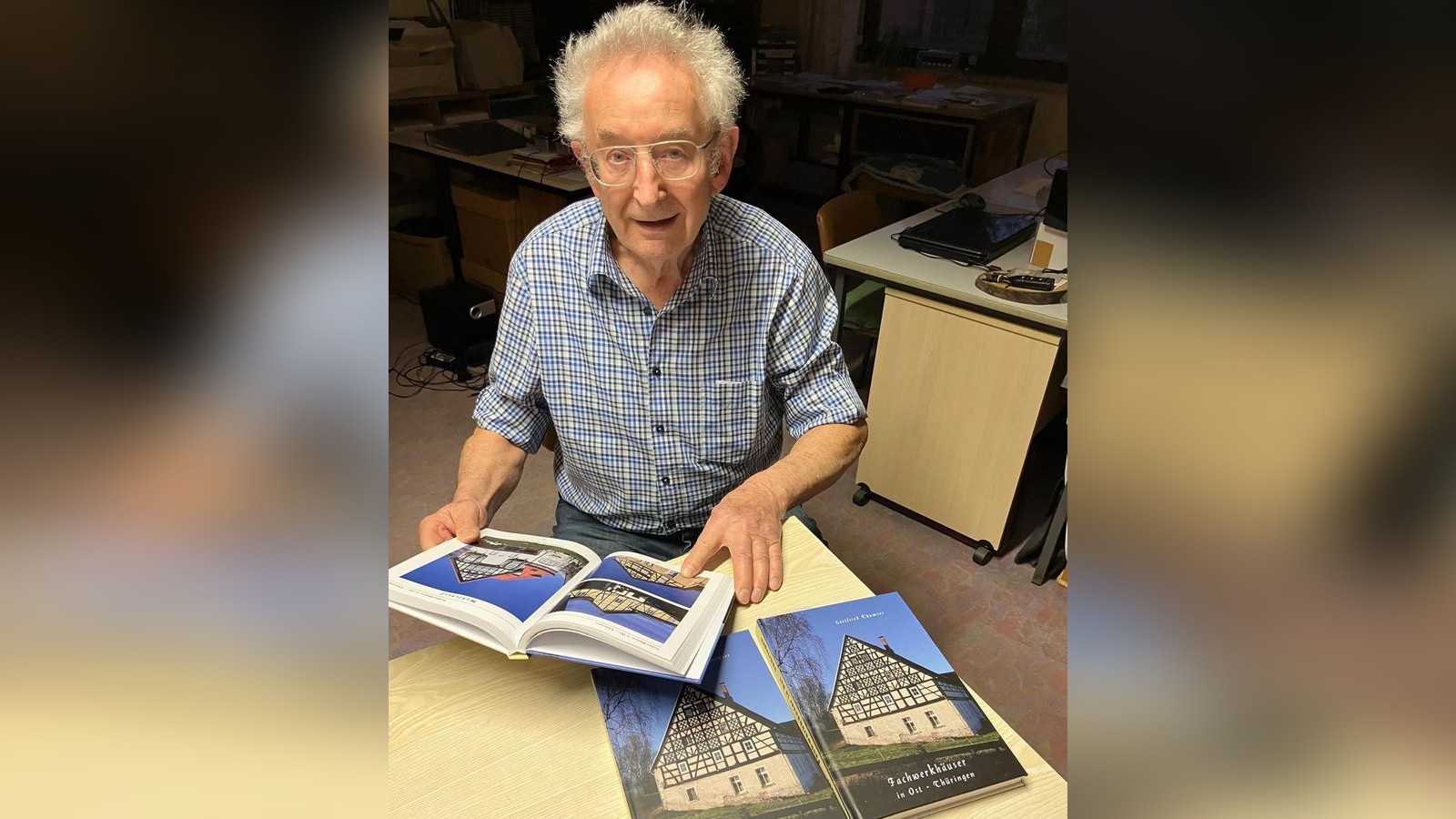 Zeulenroda-Zu-DDR-Zeiten-kannte-dieses-sch-ne-Fachwerkhaus-fast-jeder-jetzt-ist-ein-neues-Buch-erschienen