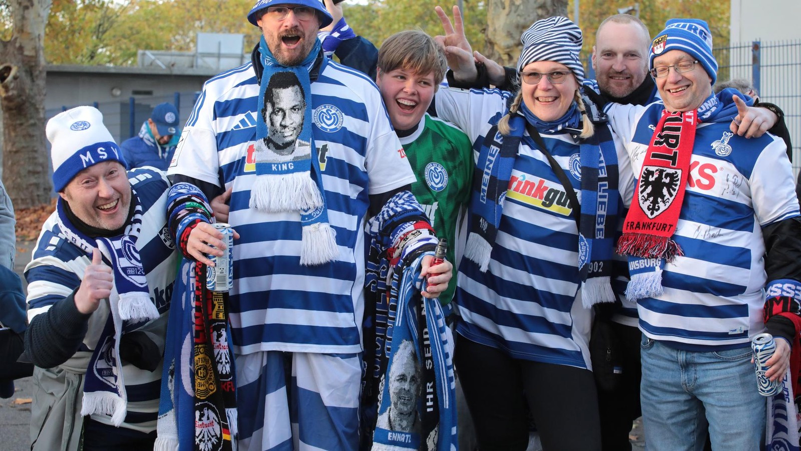 Weihnachtsmarkt-in-Duisburg-MSV-Stars-kommen-f-r-Autogrammstunde