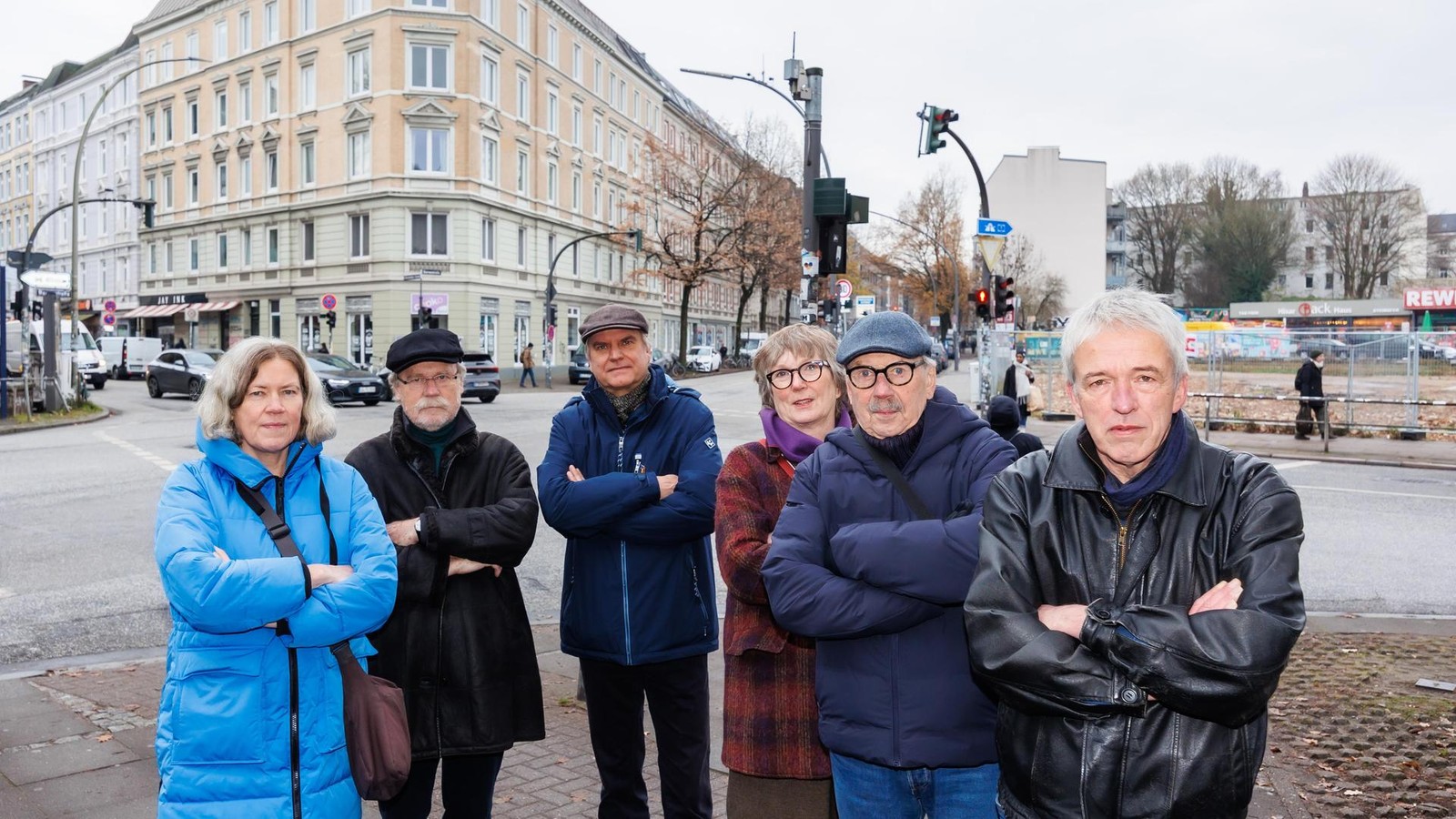Schon-zehn-Unf-lle-Ottenser-fordern-Umbau-von-gef-hrlicher-Kreuzung