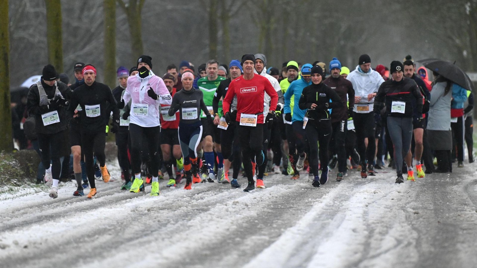 H-lskens-Marathon-in-Wesel-2026-Sportliche-Tradition-und-Testlauf-Event