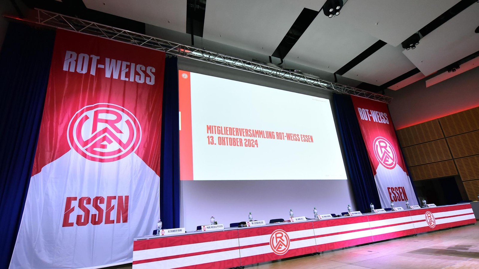 Zu-viel-Einfluss-auf-die-Wahl-Bei-den-AR-Videos-gibt-RWE-kein-gutes-Bild-ab