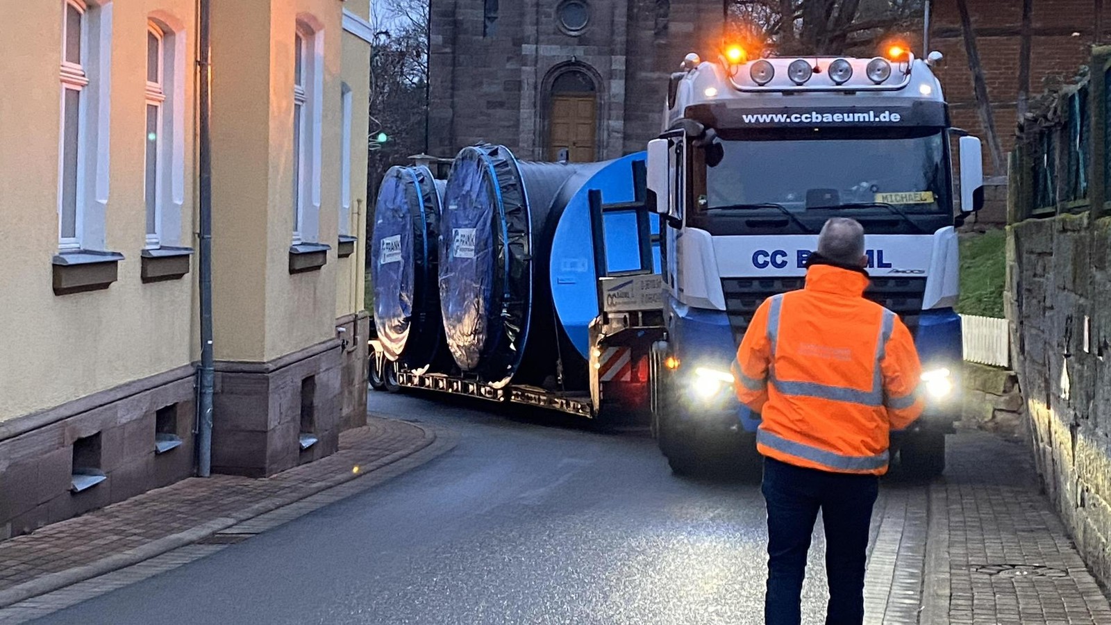 Das-war-die-Woche-im-Eichsfeld-Weihnachtliche-Vorfreude-schweres-Ger-t-und-viel-Arbeit-f-r-Einsatzkr-fte