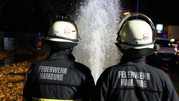 Wasserrohrbruch in Farmsen-Berne sorgt für Unterrichtsausfall