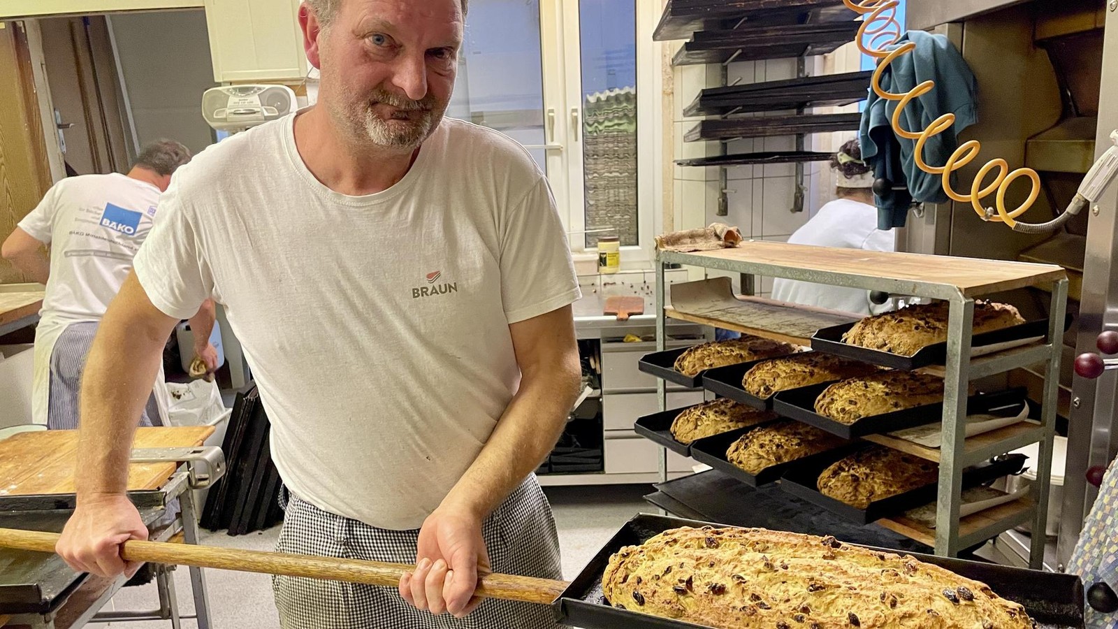 -Kunden-schicken-sie-bis-nach-China-Diese-Geraer-Stollen-vers-en-die-halbe-Welt