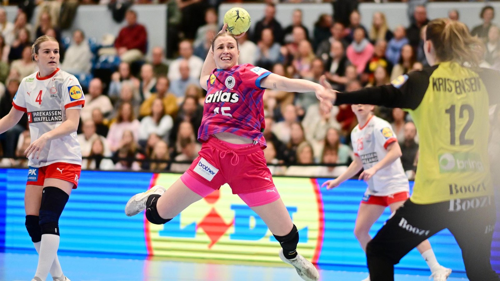 -Unbezahlbar-Diese-Handballerin-aus-dem-Unstrut-Hainich-Kreis-lebt-ihren-WM-Traum