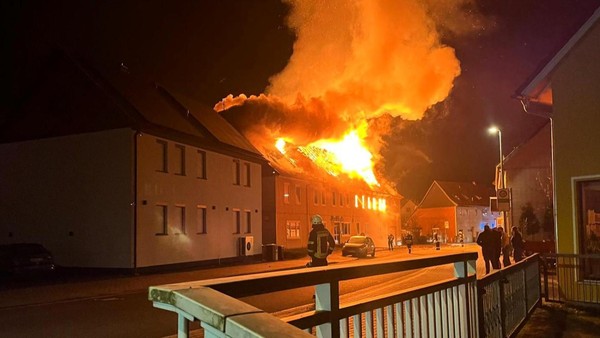„Größter Brand seit Jahrzehnten“ – Flammen zerstören Gaststätte bei Osterode