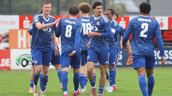 Tabellenführer Schalke U23: Daher kommt der große Zusammenhalt