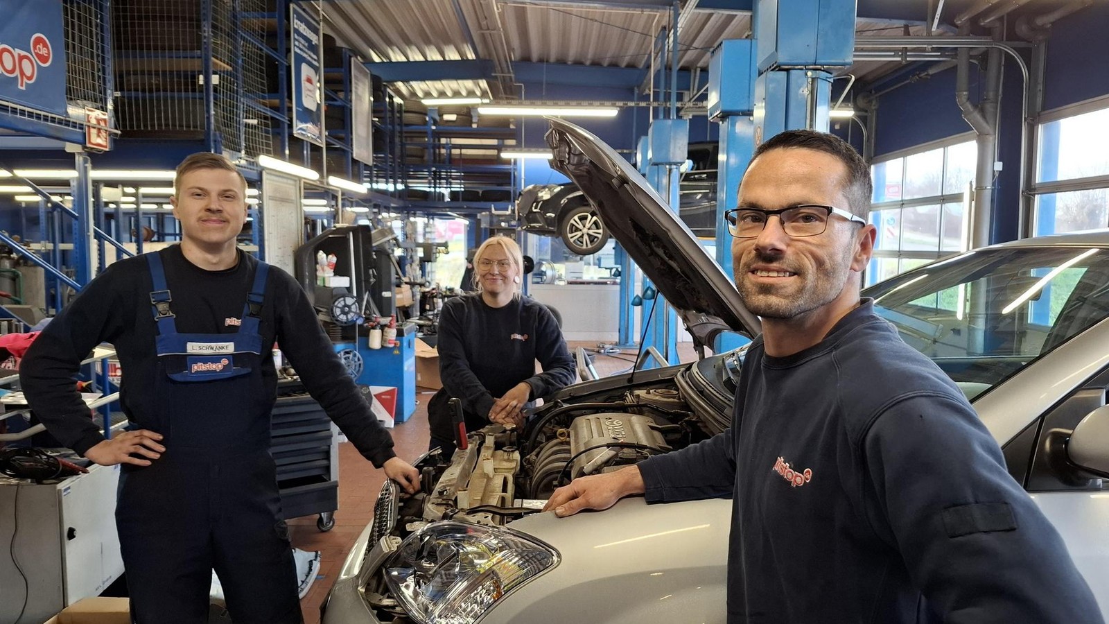 Denny-Salomon-aus-Gera-will-in-Saalfeld-reparieren-und-nicht-nur-Teile-tauschen