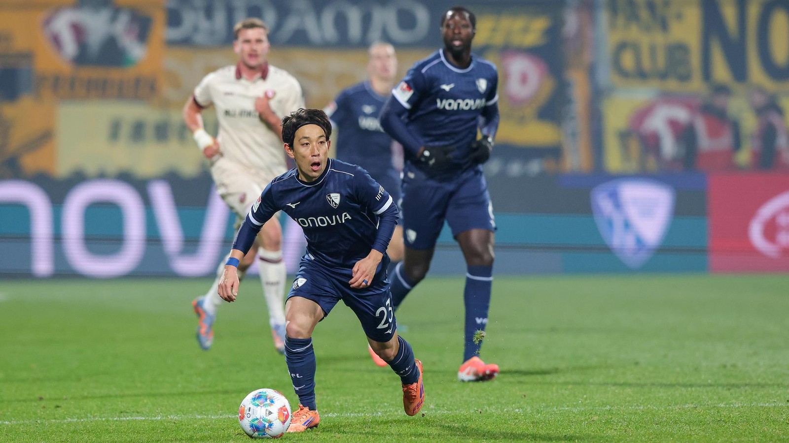 Live-VfL-Bochum-gegen-Greuther-F-rth-Wie-oft-rotiert-Uwe-R-sler-