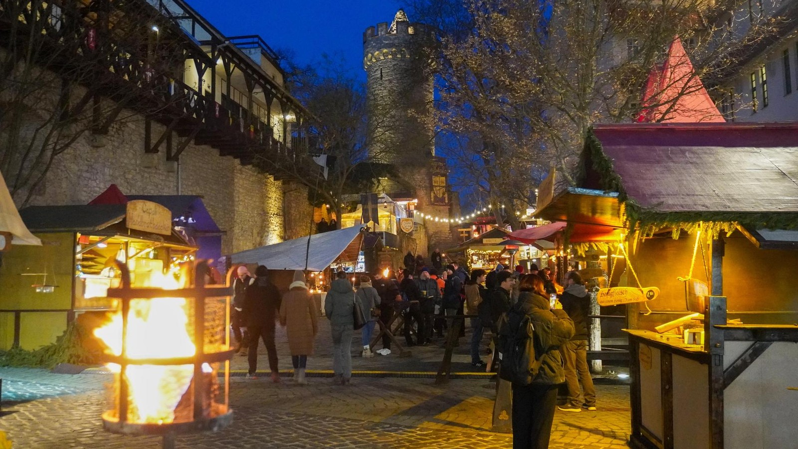 Besonderer-Weihnachtsmarkt-in-Jena-ist-er-ffnet