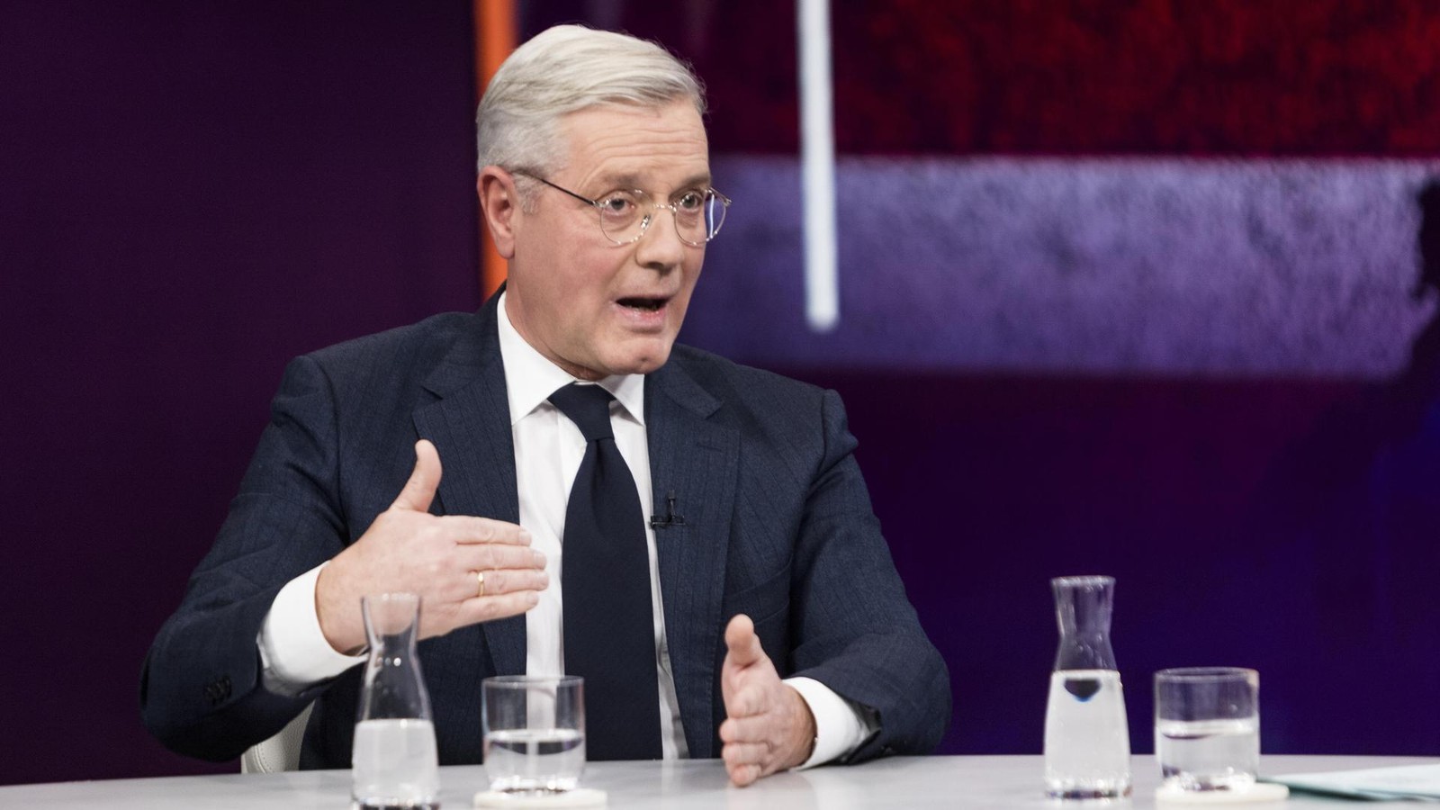 Maybrit-Illner-R-ttgen-und-Stegner-unterbrechen-Forscherin-mehrmals