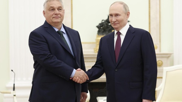 Viktor Orbán trifft Kreml-Herrscher Putin zu Gesprächen in Moskau