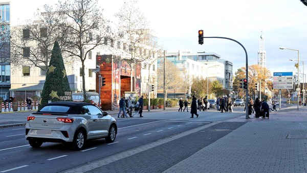 „Vorfahrt“ für Fußgänger: Idee für Wolfsburger City-Kreuzung stößt auf Sympathie