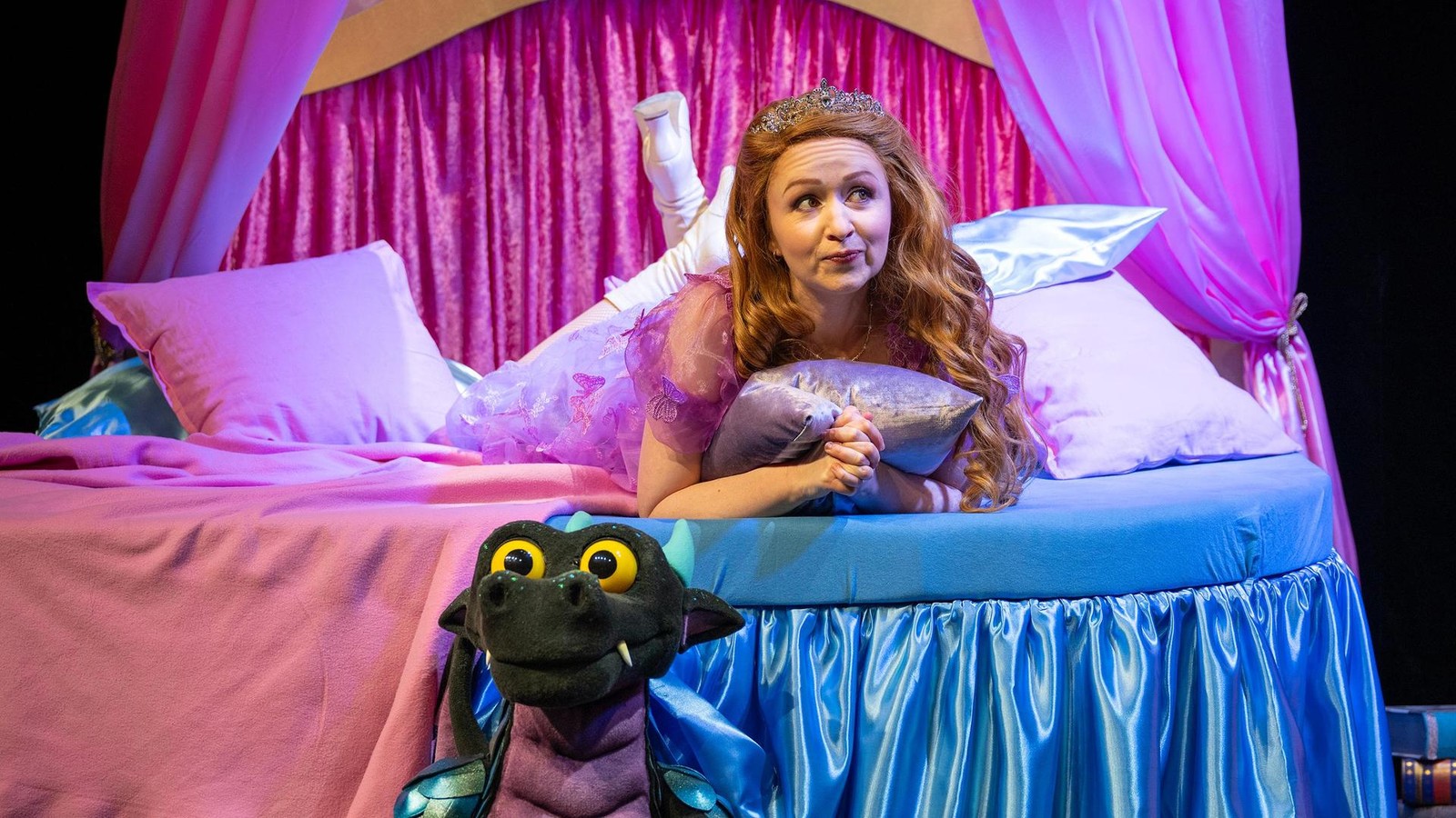 Kom-die-Winterhuder-F-hrhaus-Dornr-schen-findet-den-Bad-Boy-gut