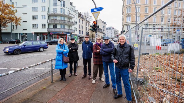 Neuer Unfallbrennpunkt bei der Fabrik: Was Ottenser fordern