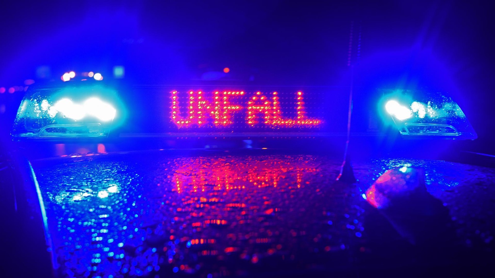 A71-bei-S-mmerda-nach-Unfall-voll-gesperrt