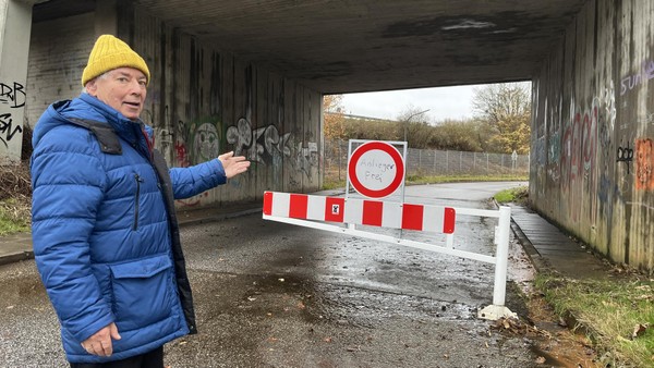 Sperrung in Moorfleet: Anwohner werfen der Polizei Schikane vor
