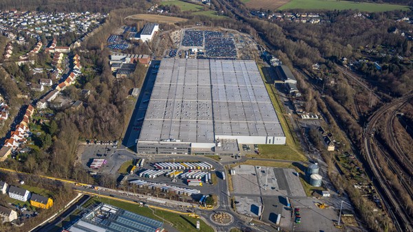 Opel kündigt Millionen-Investitionen an seinem Standort in Bochum an