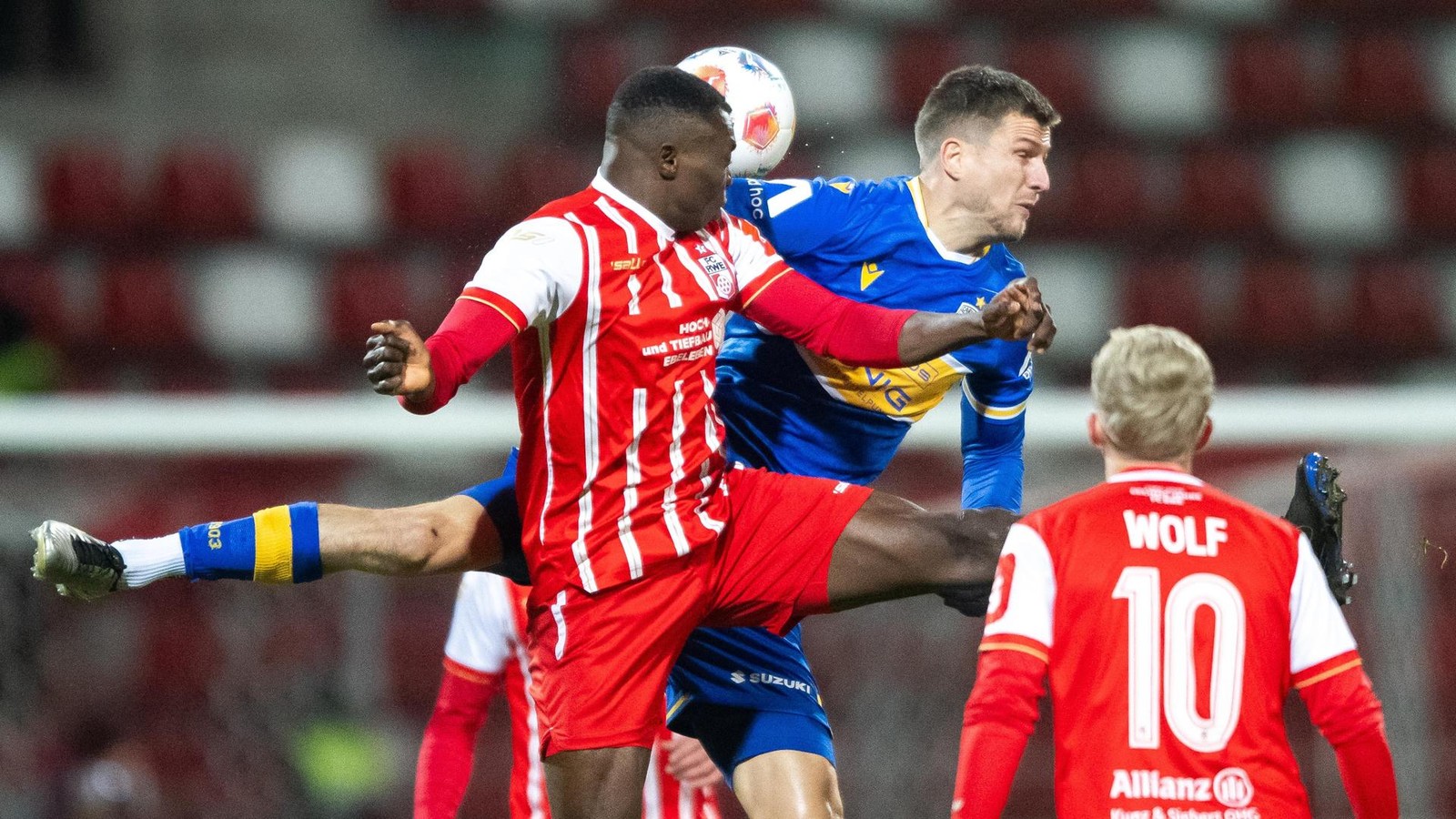 Eiskalt-ausgekontert-FC-Rot-Wei-Erfurt-stoppt-Siegesserie-des-FC-Carl-Zeiss-Jena