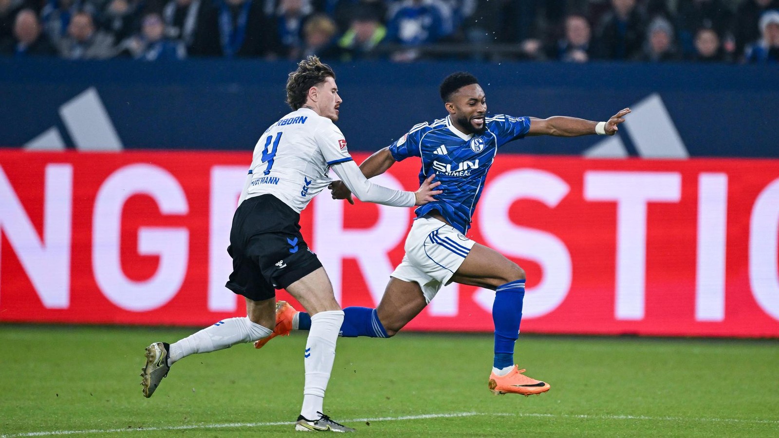 Wieder-VAR-rger-Schalke-Trainer-Miron-Muslic-schimpft-Klarer-Tor-Raub-