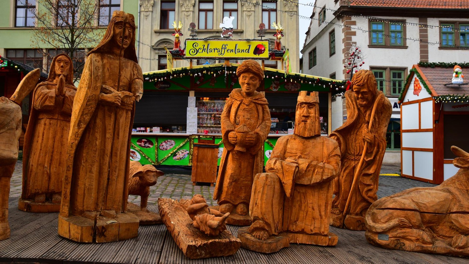 Nicht-schon-wieder-Krippenszene-verwundert-in-Gotha