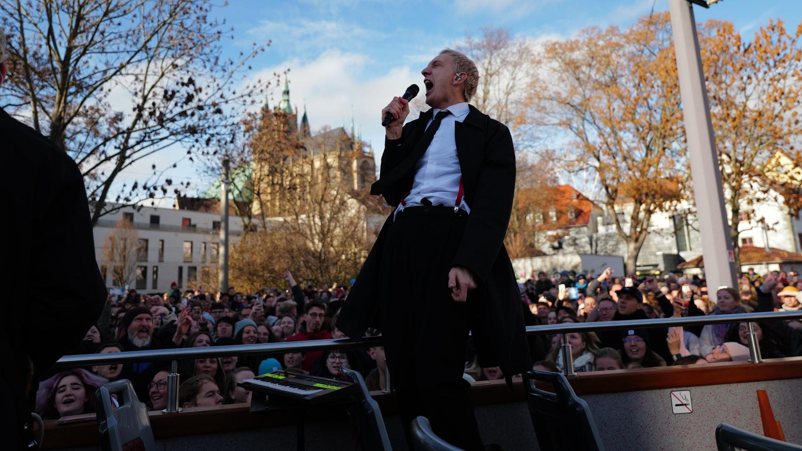 Bewerbungsvideo-geht-viral-Kommt-Kraftklub-bald-nach-Jena-